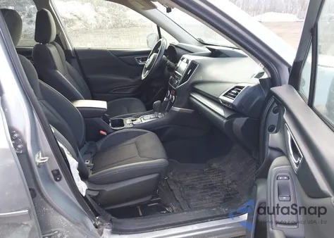 2021 Subaru Forester Premium z USA, uszkodzony, nr VIN JF2SKAJC6MH506832